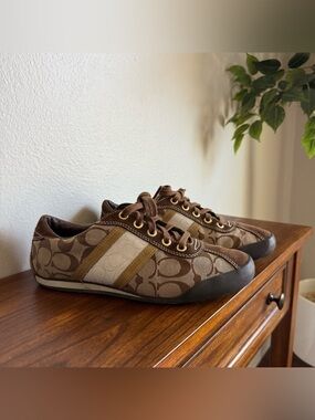 Coach A1112 Meagan Suede Signature Logo Brown Canvas Shoes Sneakers Size 8